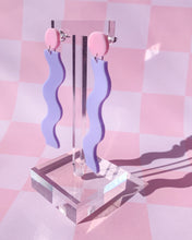 Load image into Gallery viewer, pastel pink lilac wavy acrylic earrings spring colors vintage